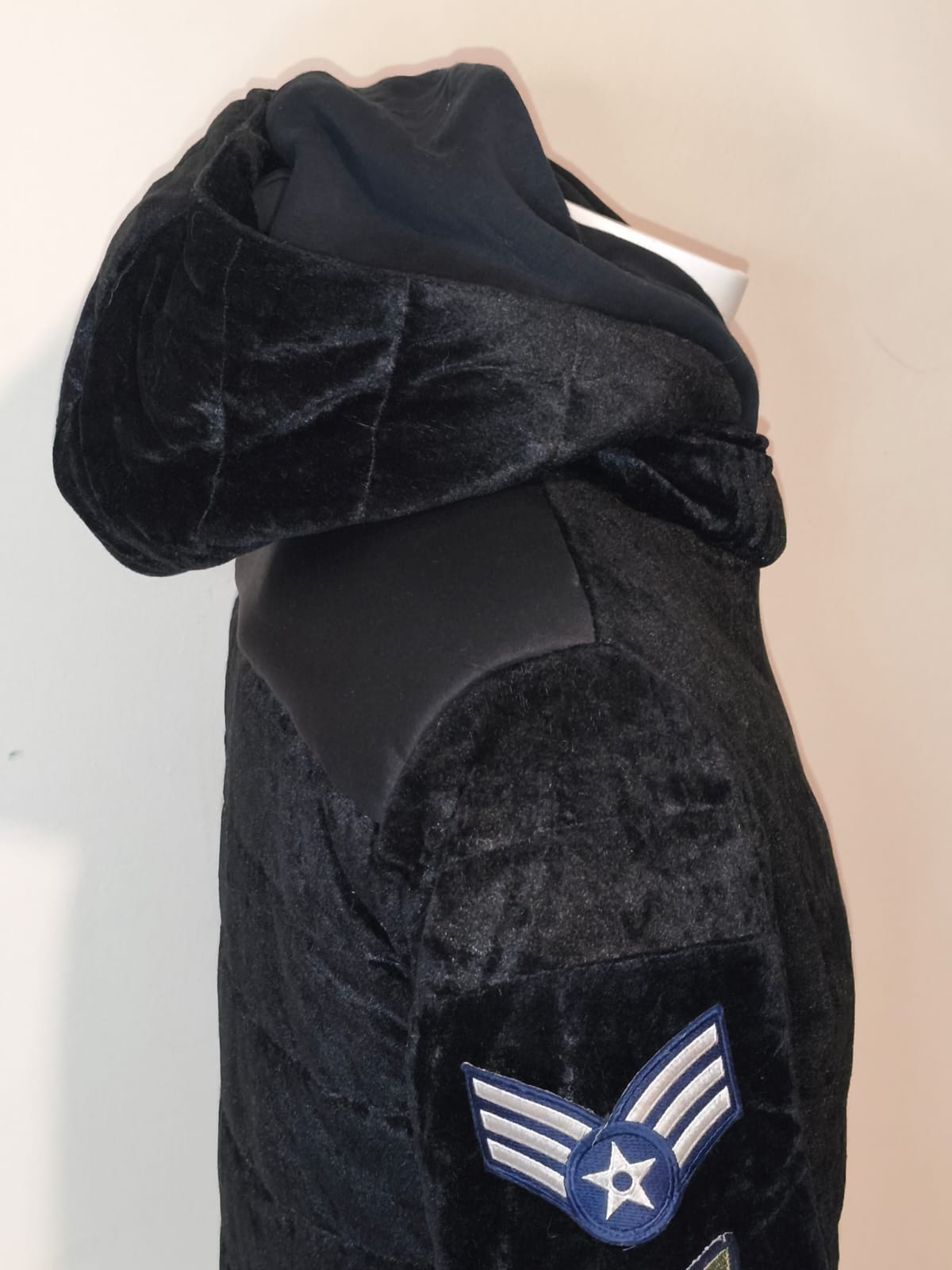 Crikesh puff cricket sued puffer outside the line jacket - Image 2